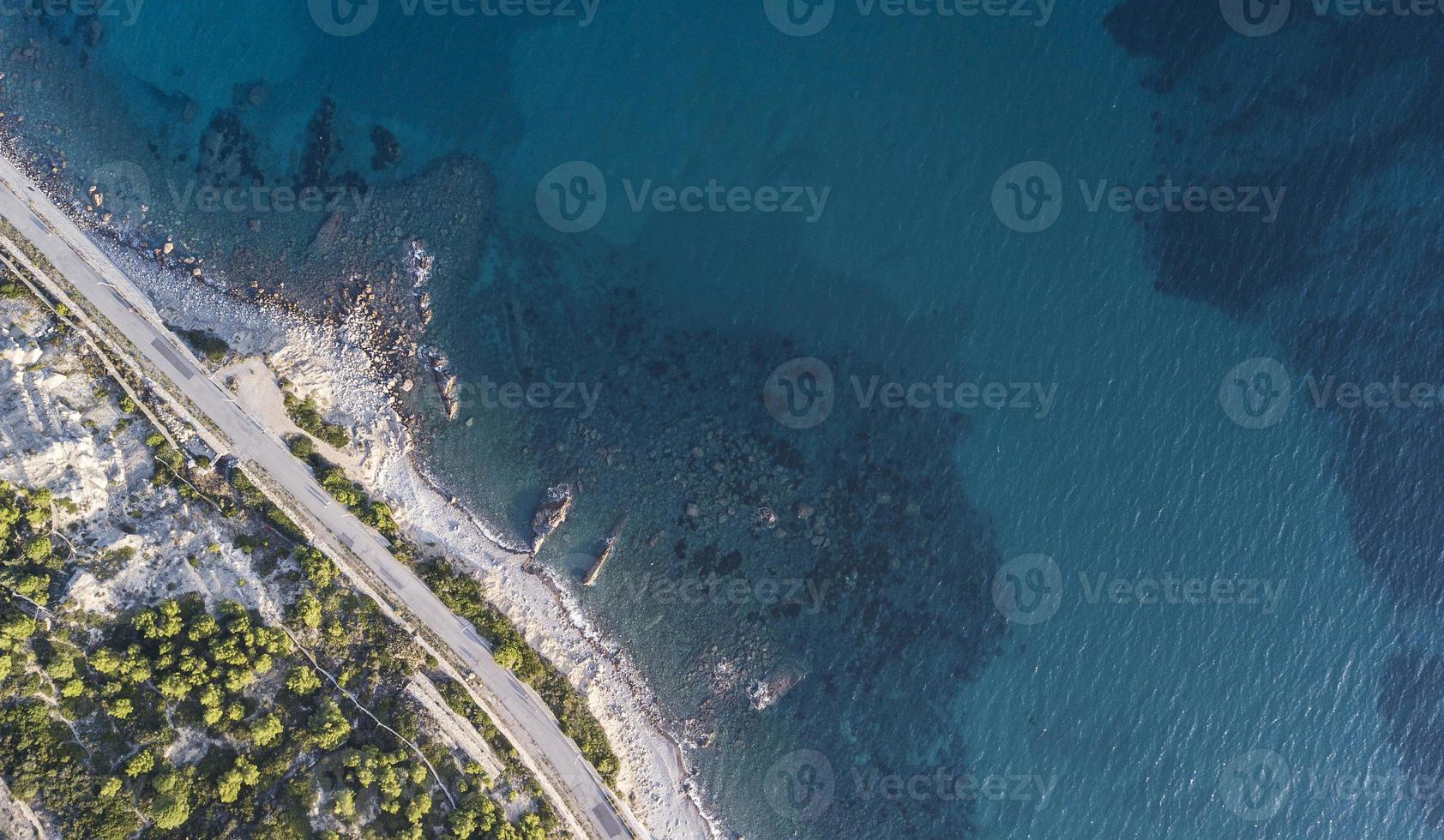vue de dessus sur la mer méditerranée photo