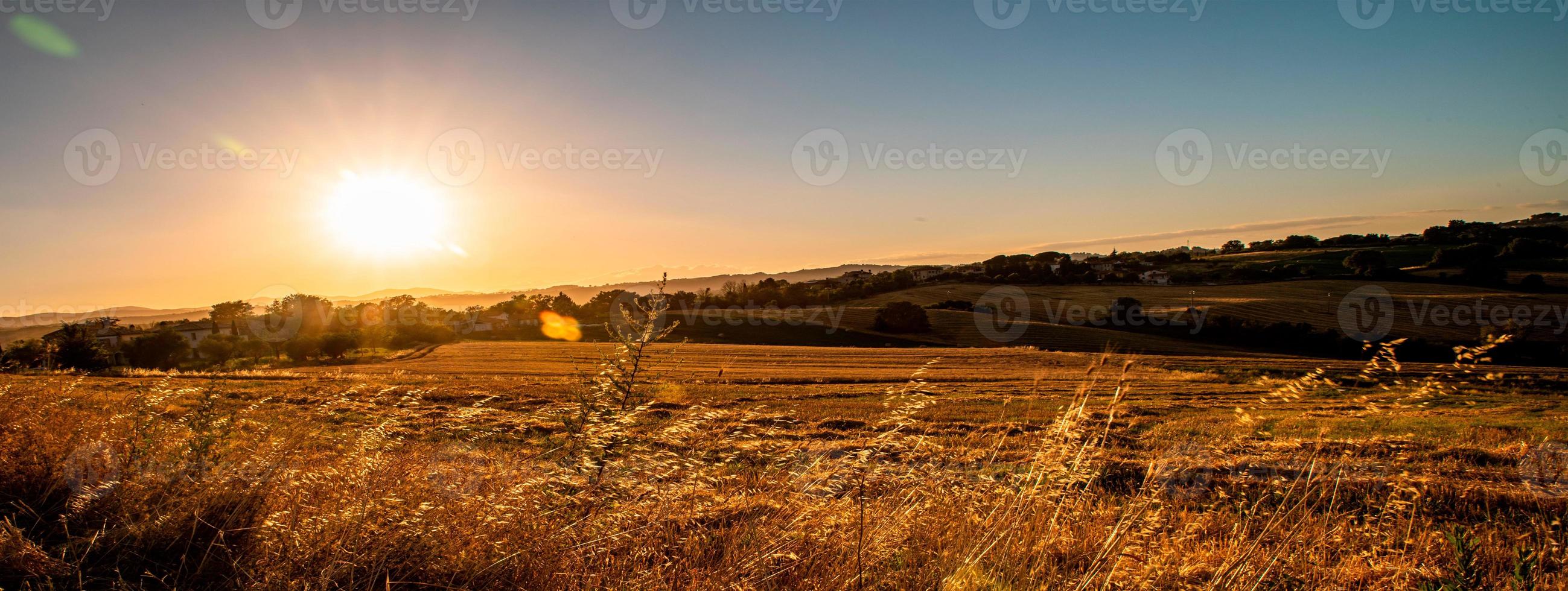 bannière créée avec des photos de coucher de soleil