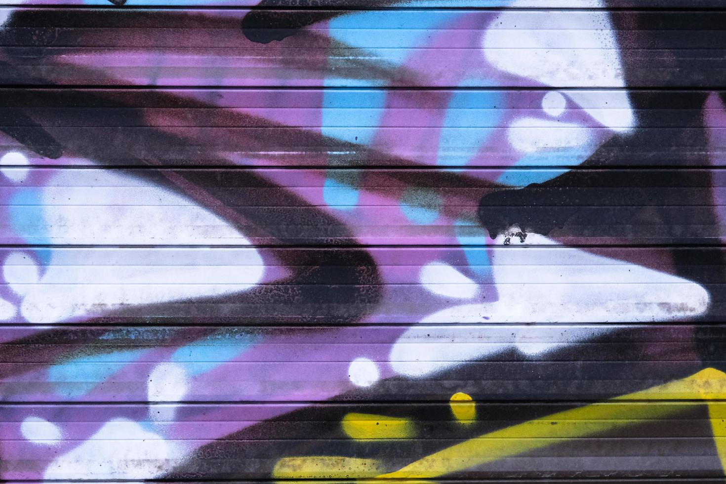 tag de calligraphie de rue colorée peinture en aérosol graffiti rapide sur le mur photo