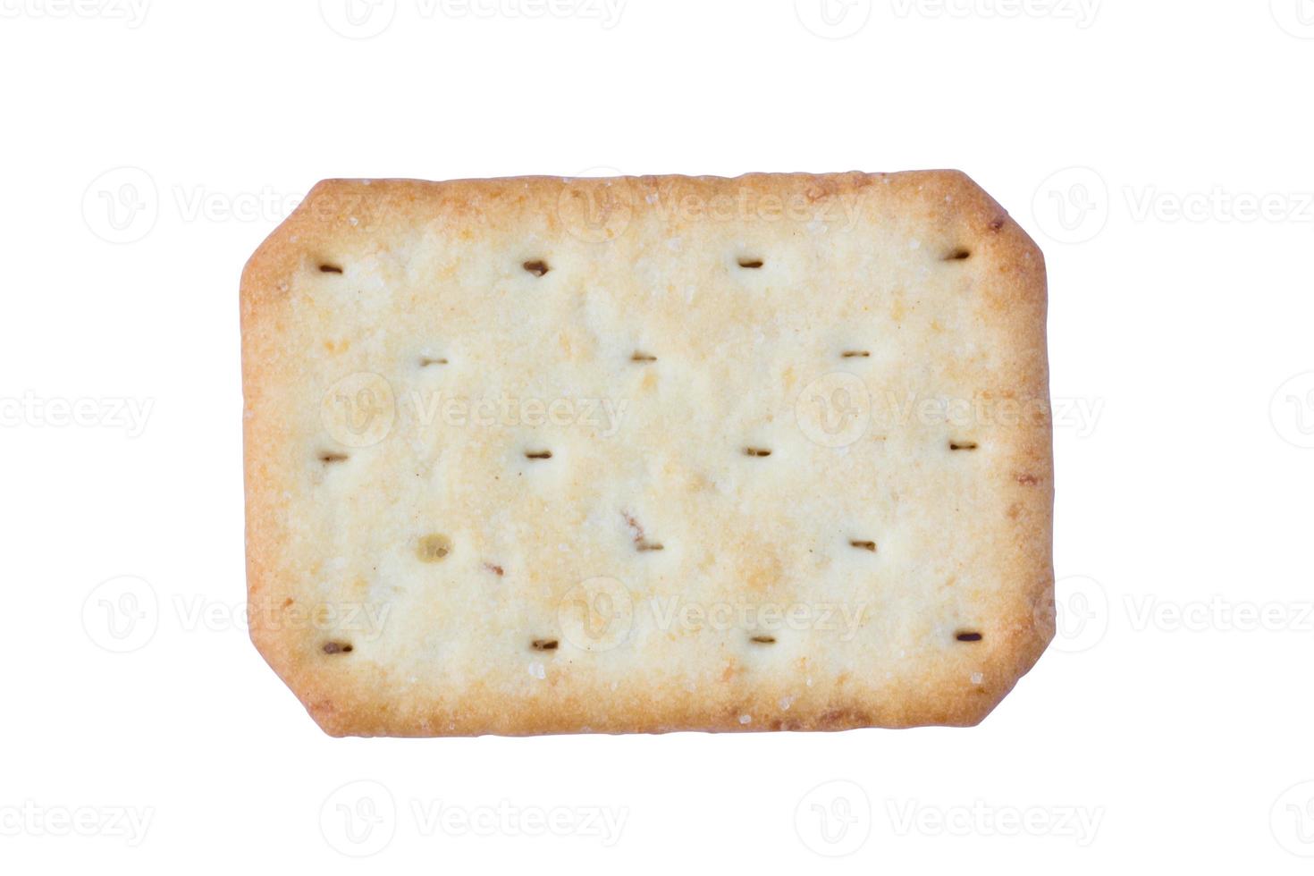 Biscuit salé soda isolé sur fond blanc photo