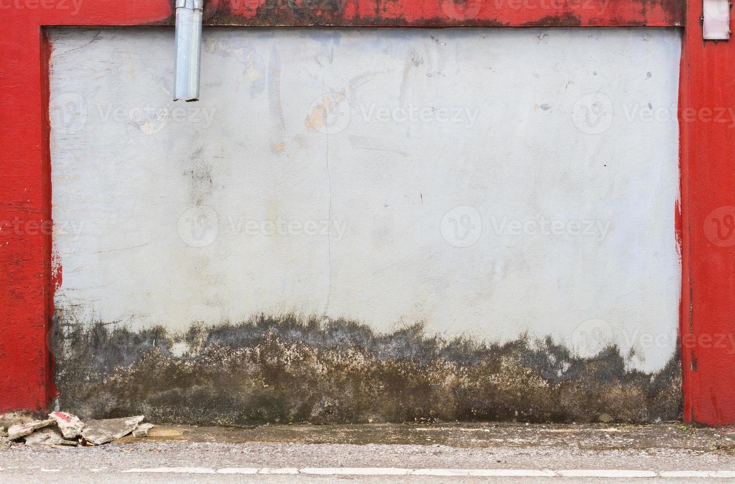 Grunge street wall texture background avec bordure rouge photo