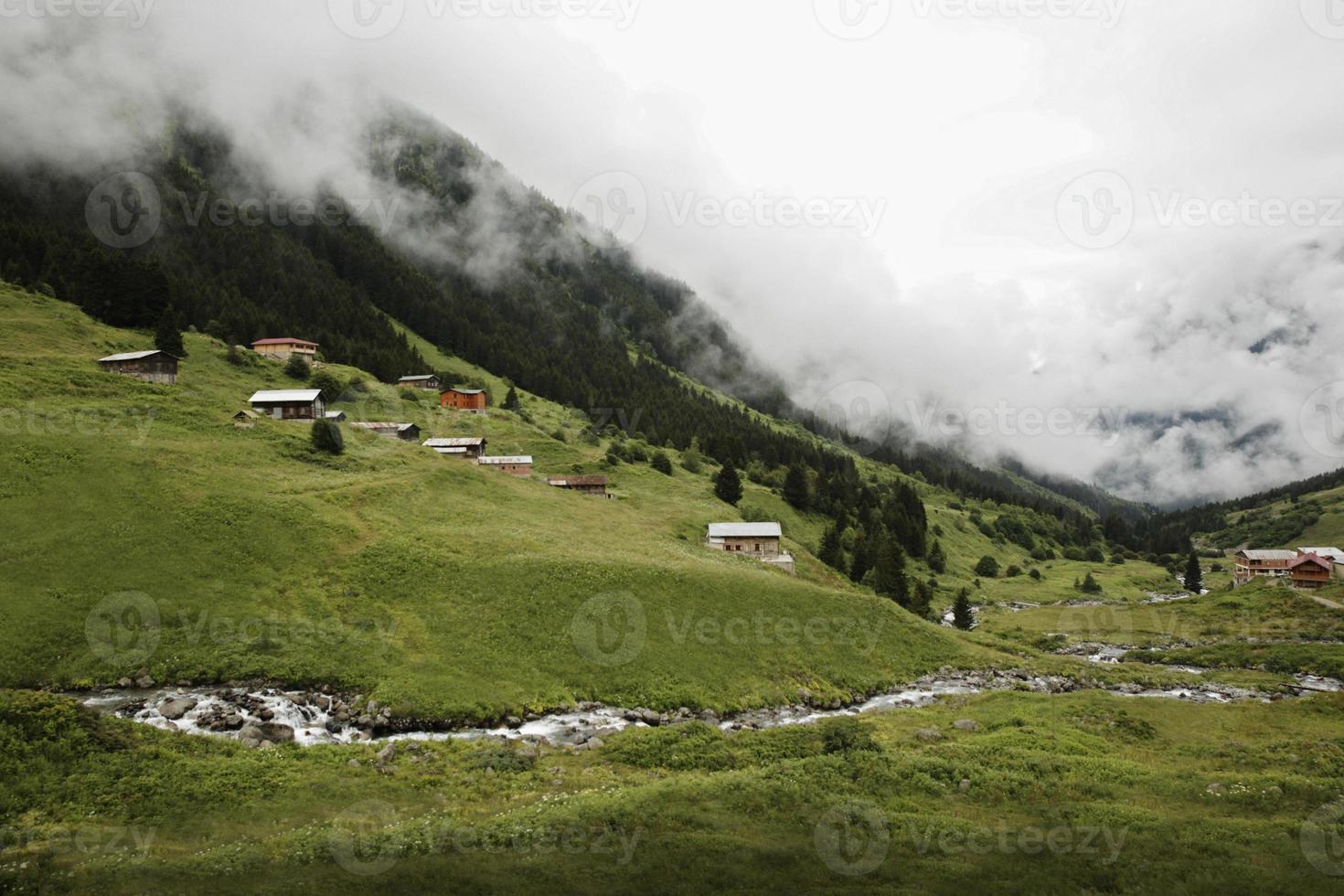 plateau elevit de rize de la mer noire, voyage en mer noire en turquie photo