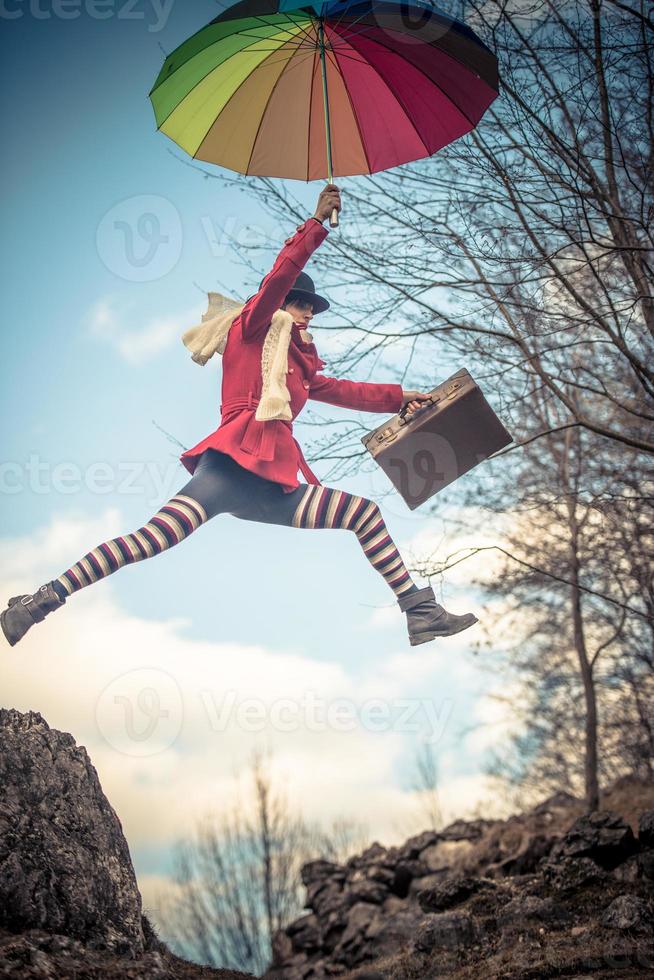 jeune fille qui saute photo