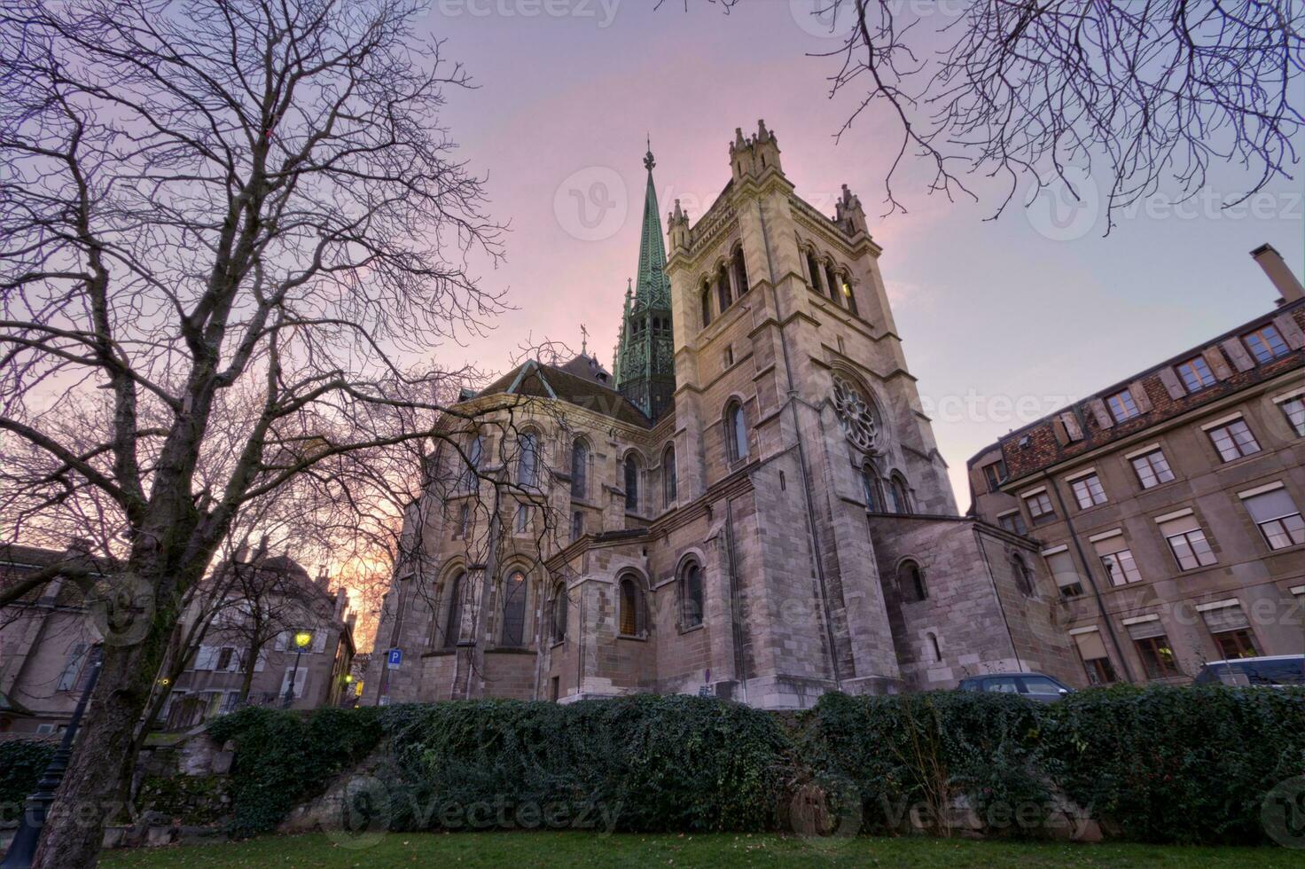 saint pierre cathédrale dans Genève, Suisse, hdr photo