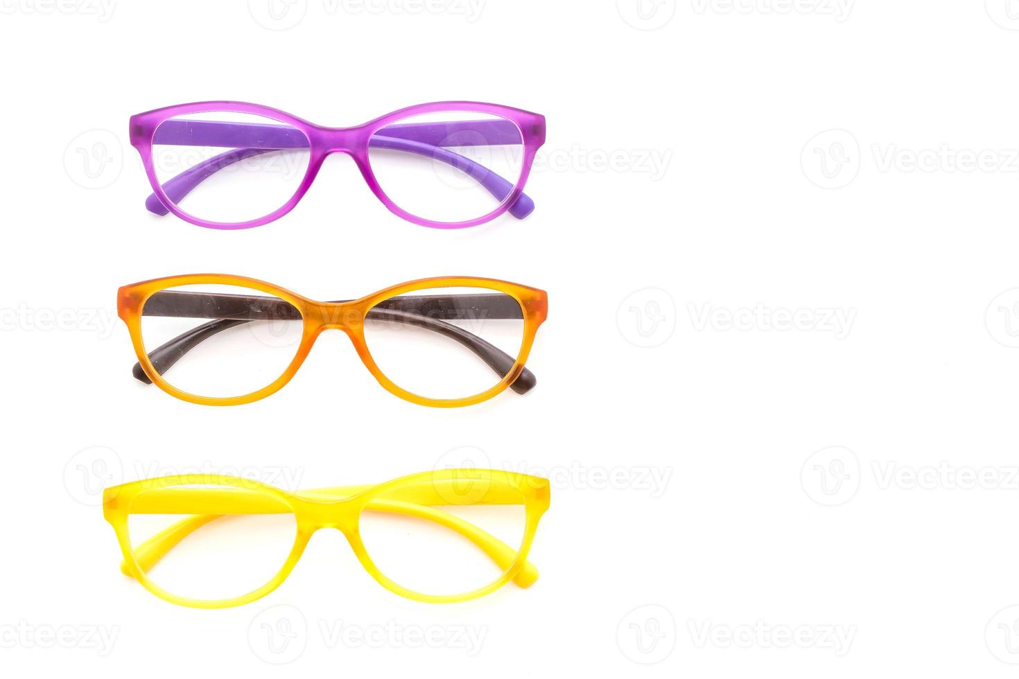 lunettes, lunettes ou lunettes sur fond blanc photo