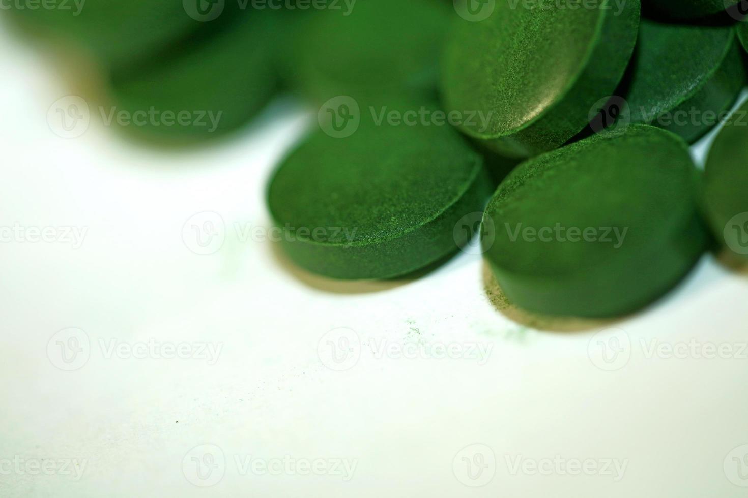 pilules close up medical spirulina platensis famille d'algues algazspace photo