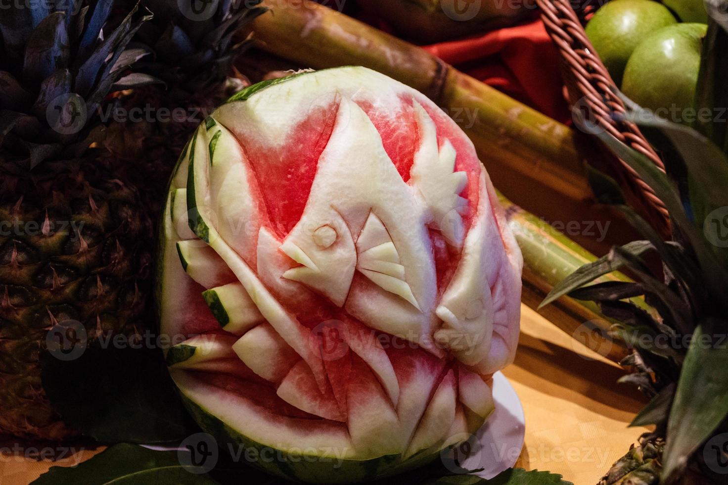 sculpture de fruits parfaite photo