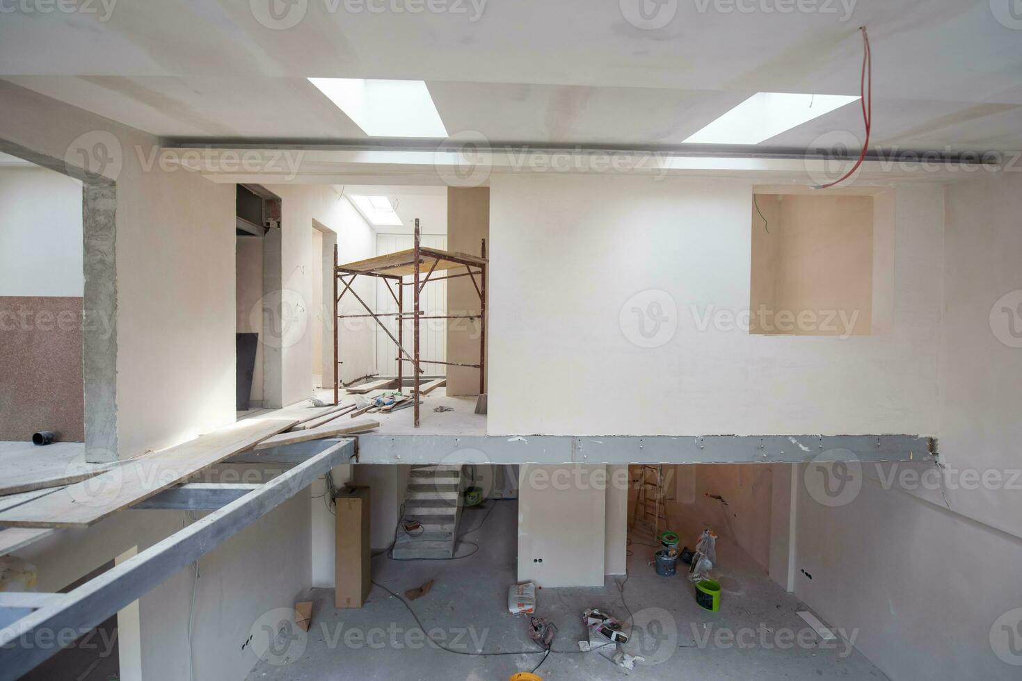 intérieur du chantier avec échafaudage photo