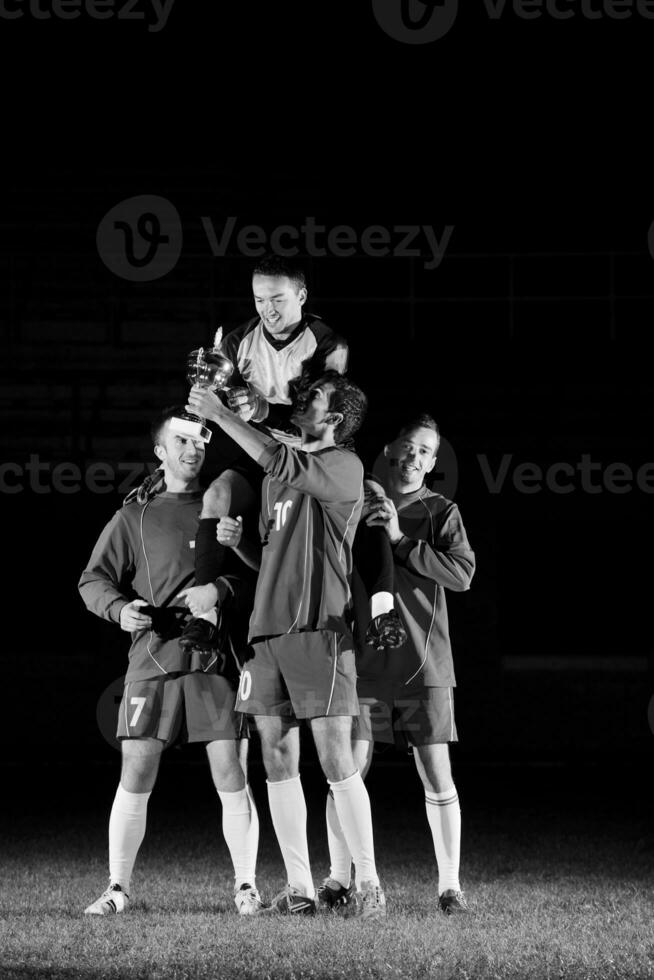 Football joueurs célébrer le la victoire photo