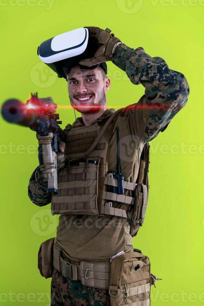 soldat réalité virtuelle fond vert photo