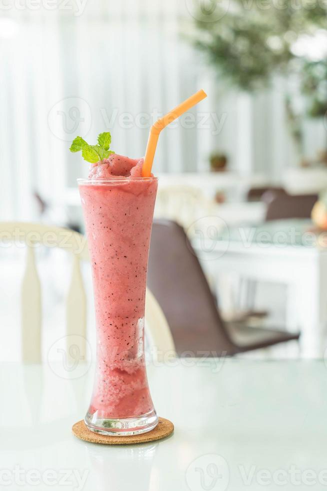 Smoothie aux baies mélangées au café photo