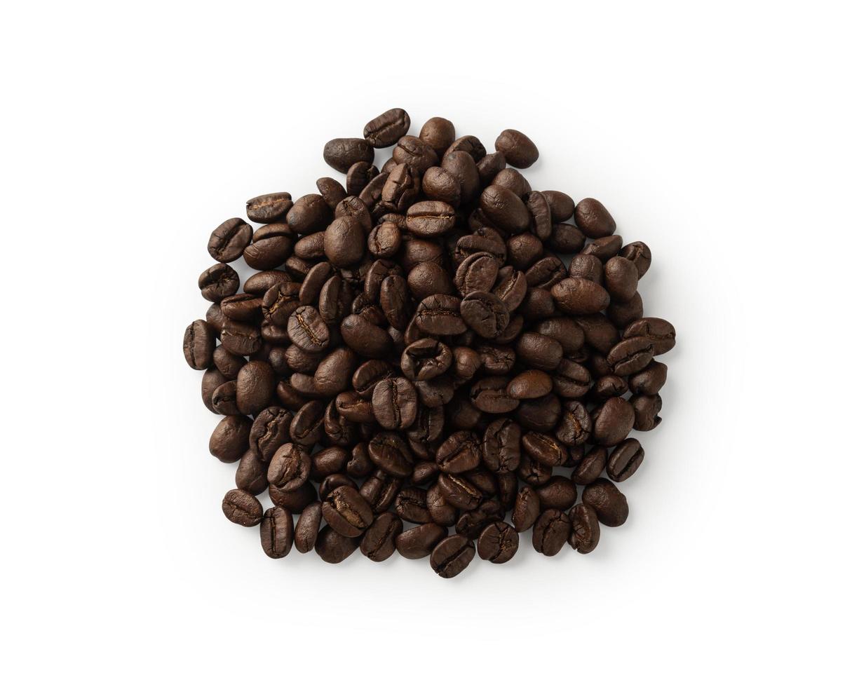 grains de café isolés sur fond blanc avec un tracé de détourage photo