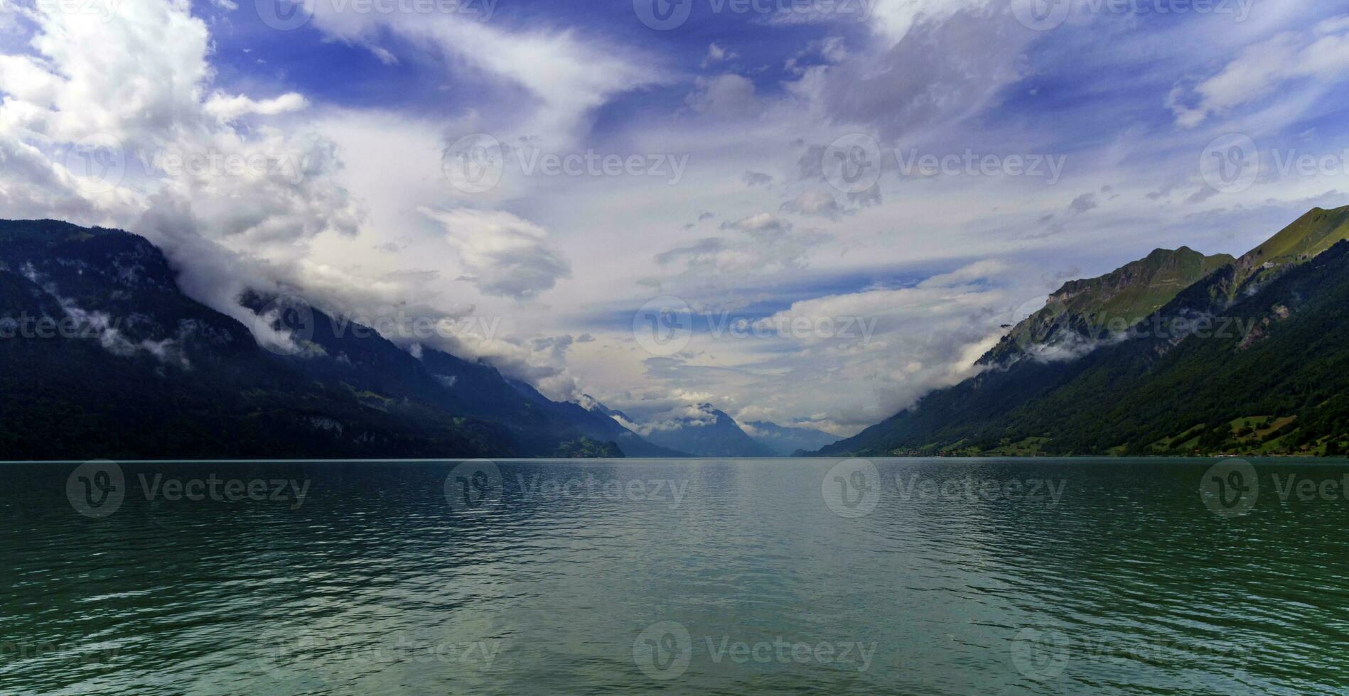 Brienz lac, Berne, Suisse photo