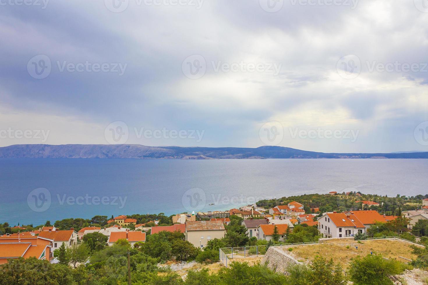 novi vinodolski en croatie un jour de pluie photo