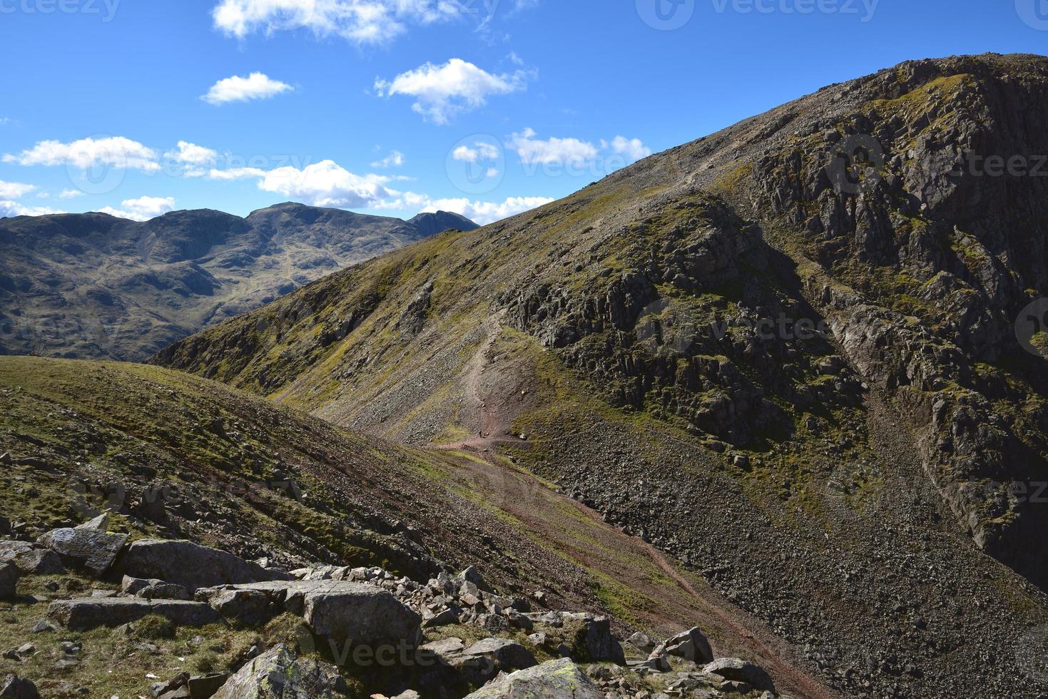 la piste escarpée jusqu'à la pente du grand pignon photo