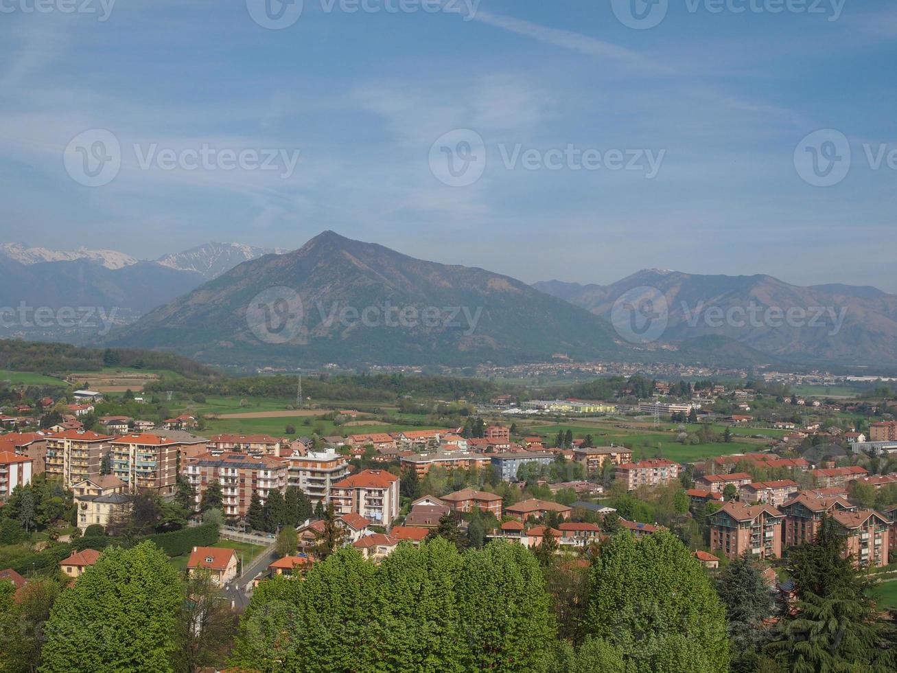 vue sur rivoli, italie photo