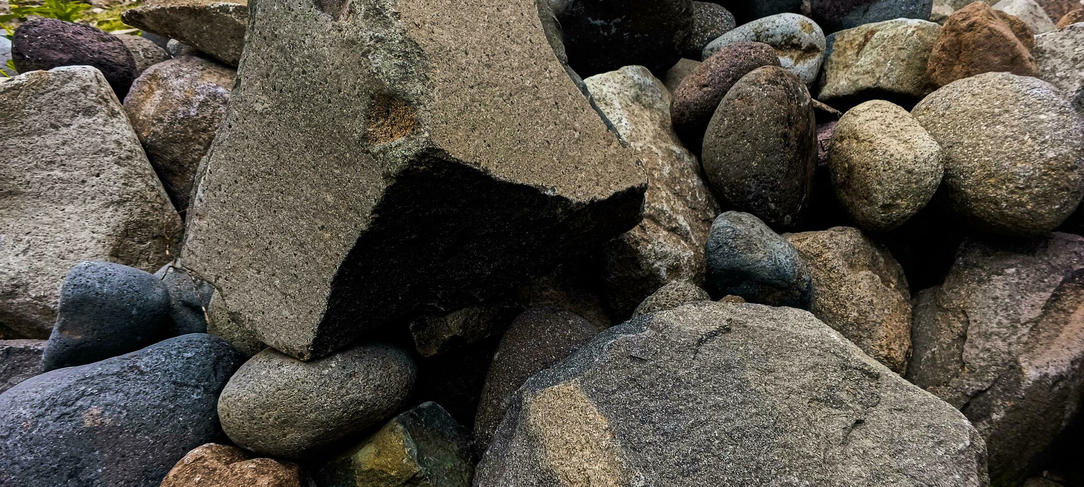 pierres sur la plage photo