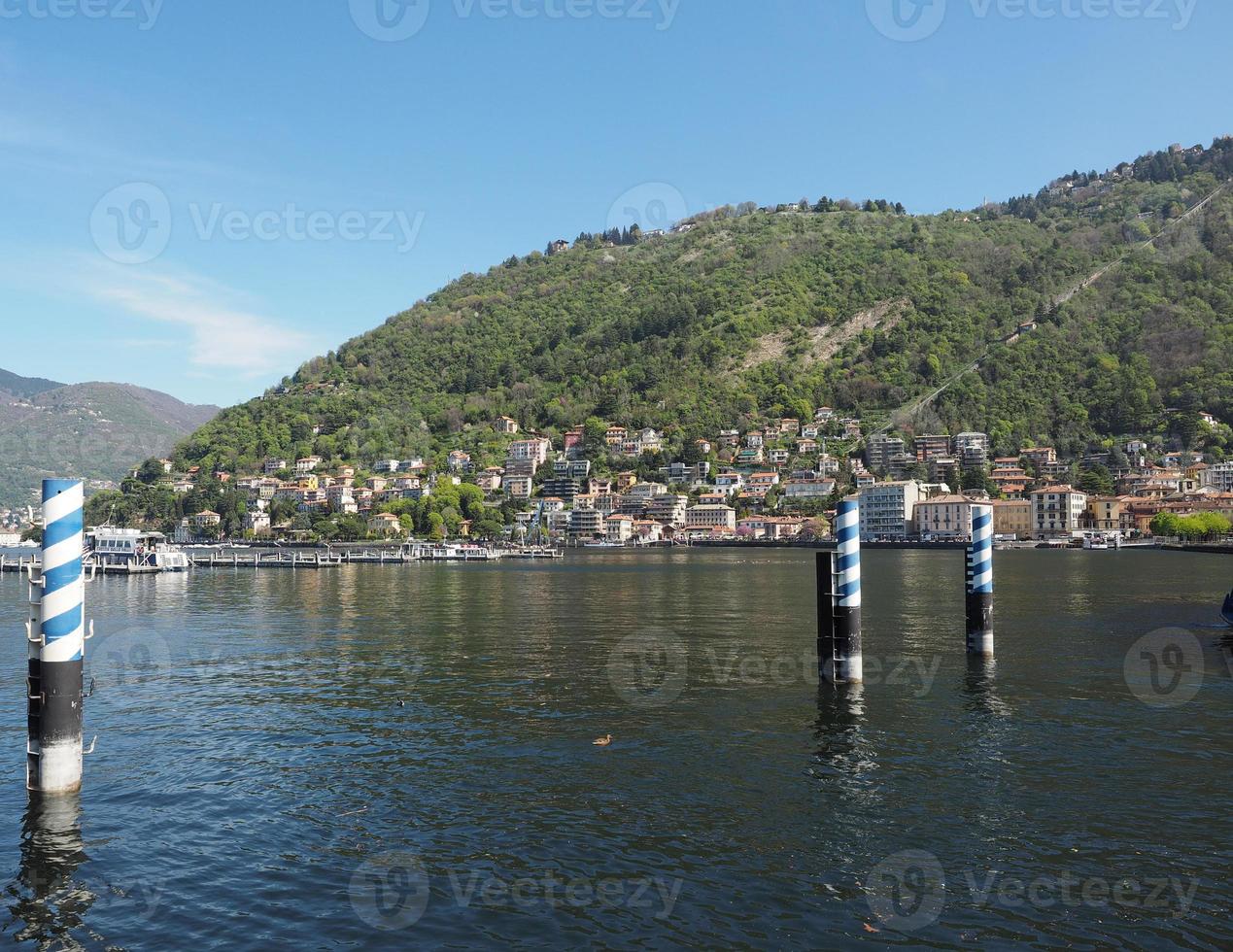 vue sur le lac de côme photo