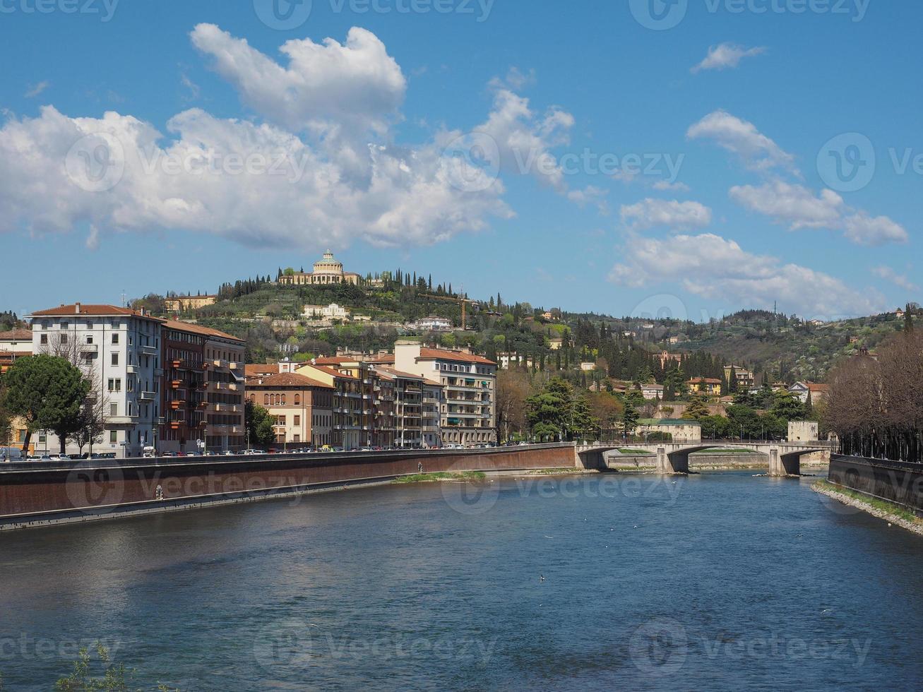 Adige à Vérone photo