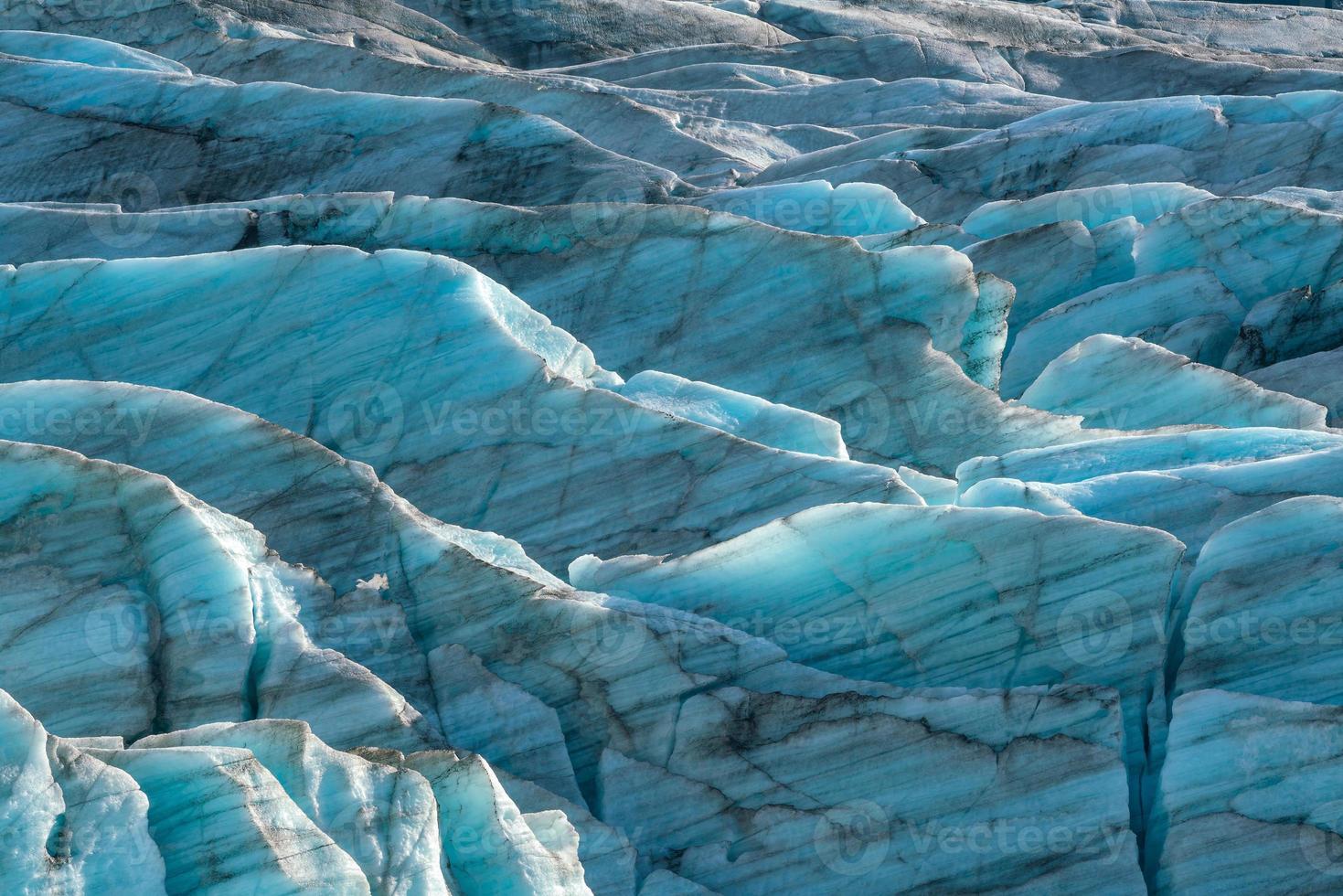 Glacier svinafellsjokull dans le parc national de vatnajokull photo