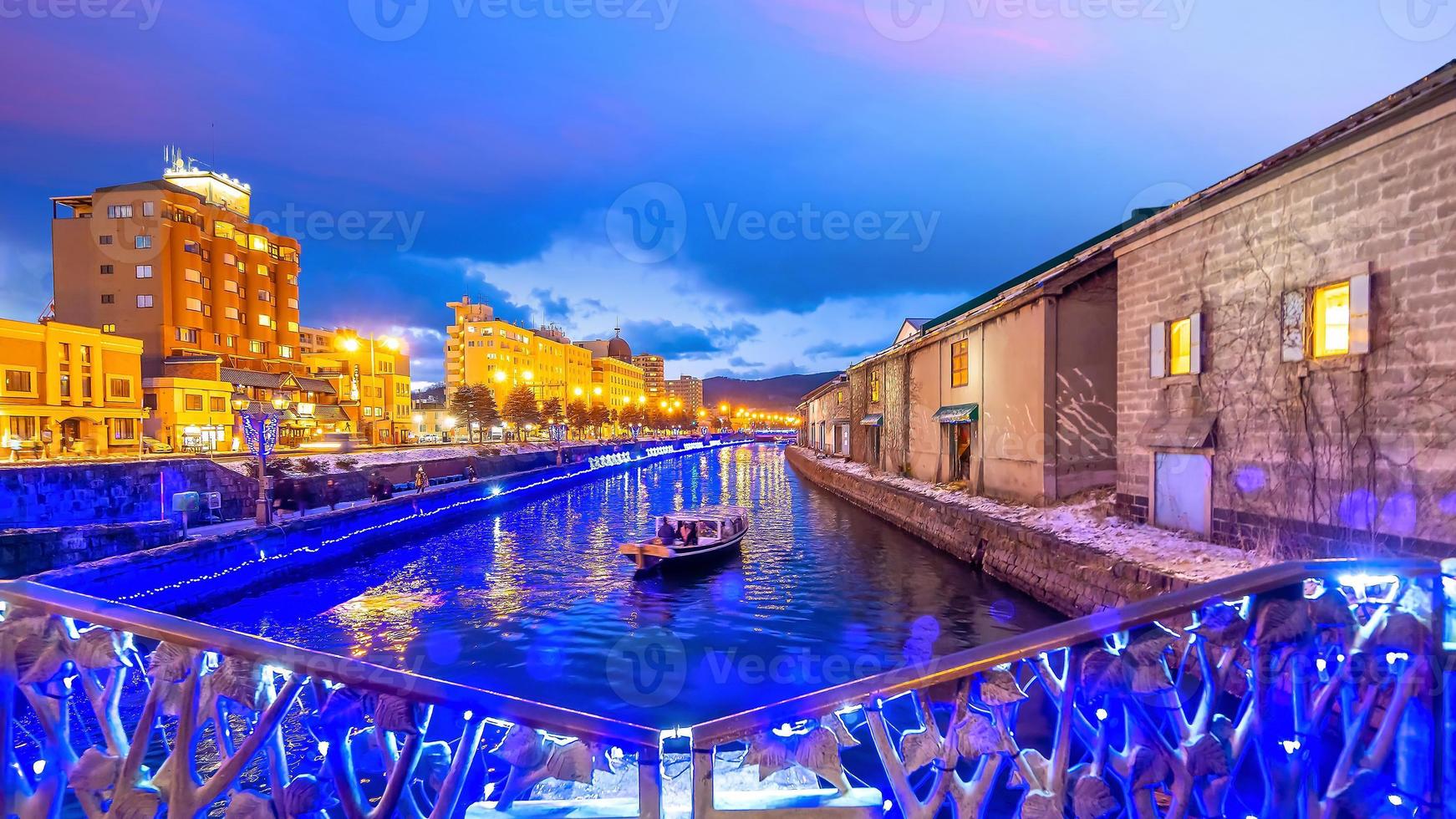 Paysage urbain d'otaru, canal japonais et entrepôt historique, sapporo photo