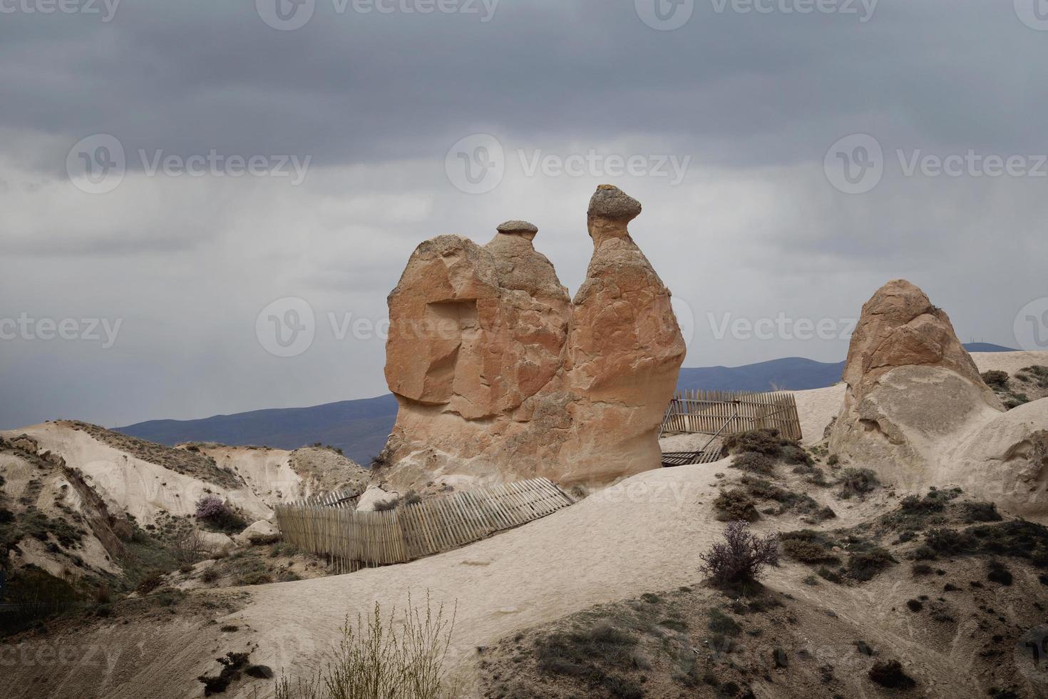 cheminées de fées en cappadoce, turquie, paysage de cheminées de fées photo