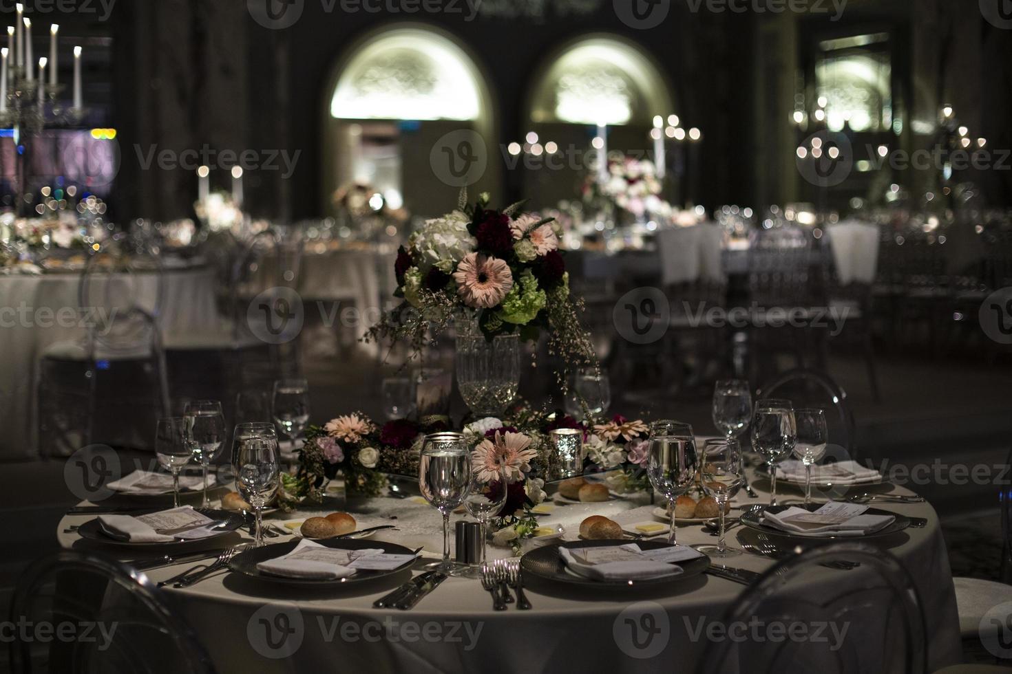 conception de lieu décoratif, décor d'événement de salle à manger de luxe photo