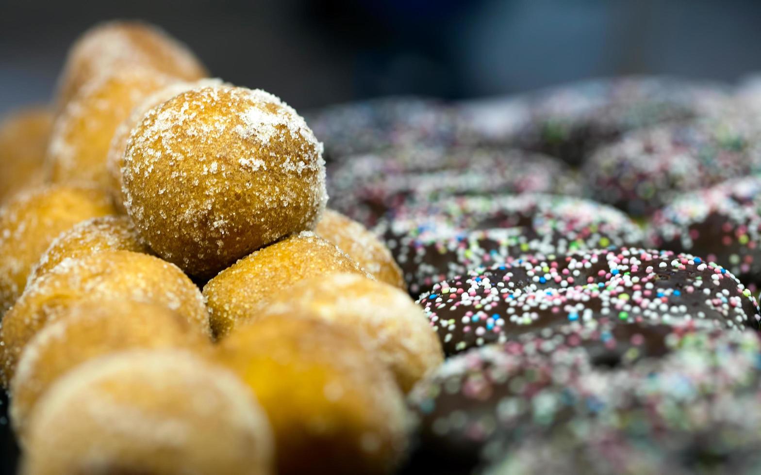 délicieux mélange d'aliments cuits au four pâtisserie savoureuse photo