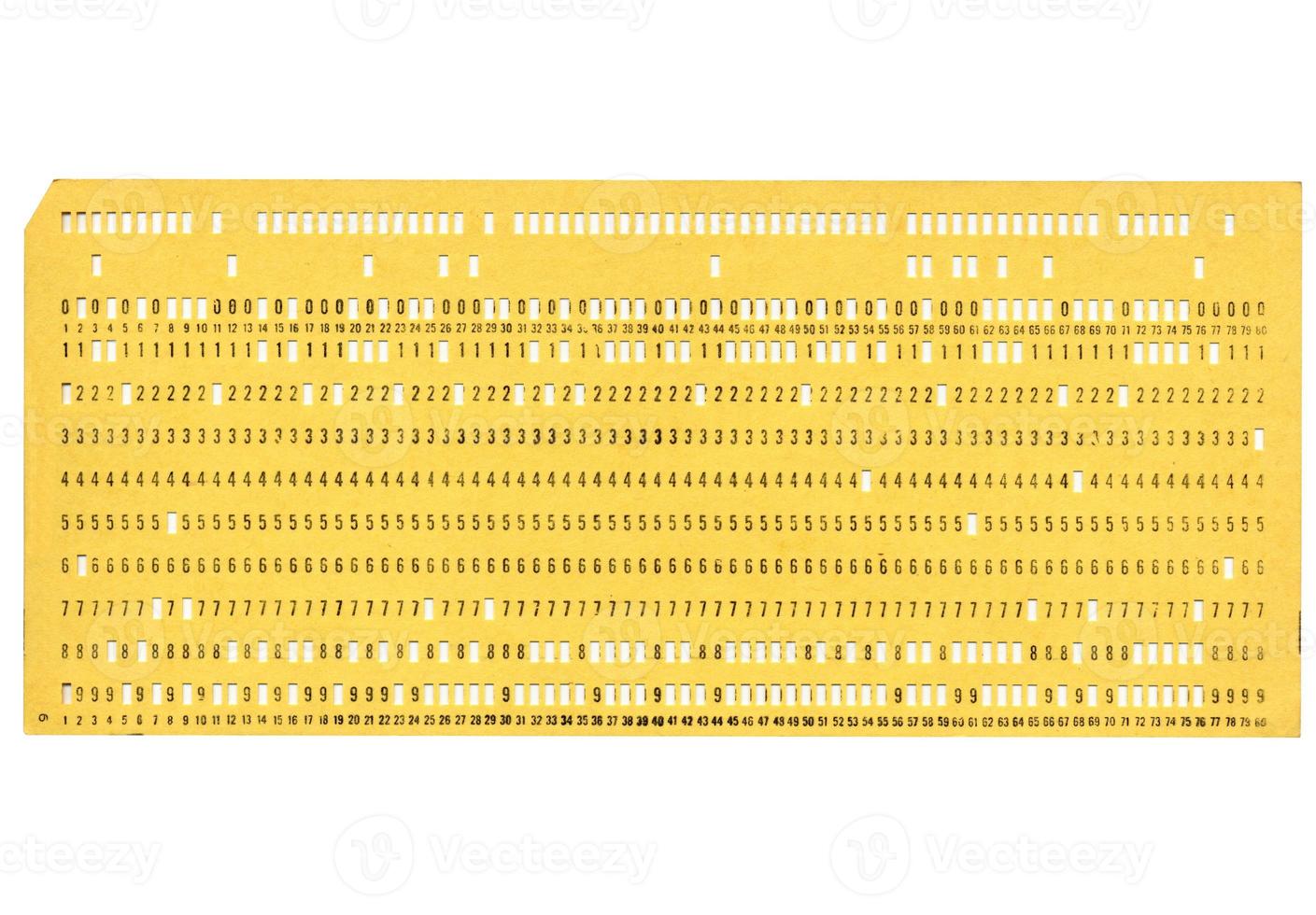 carte perforée isolée photo