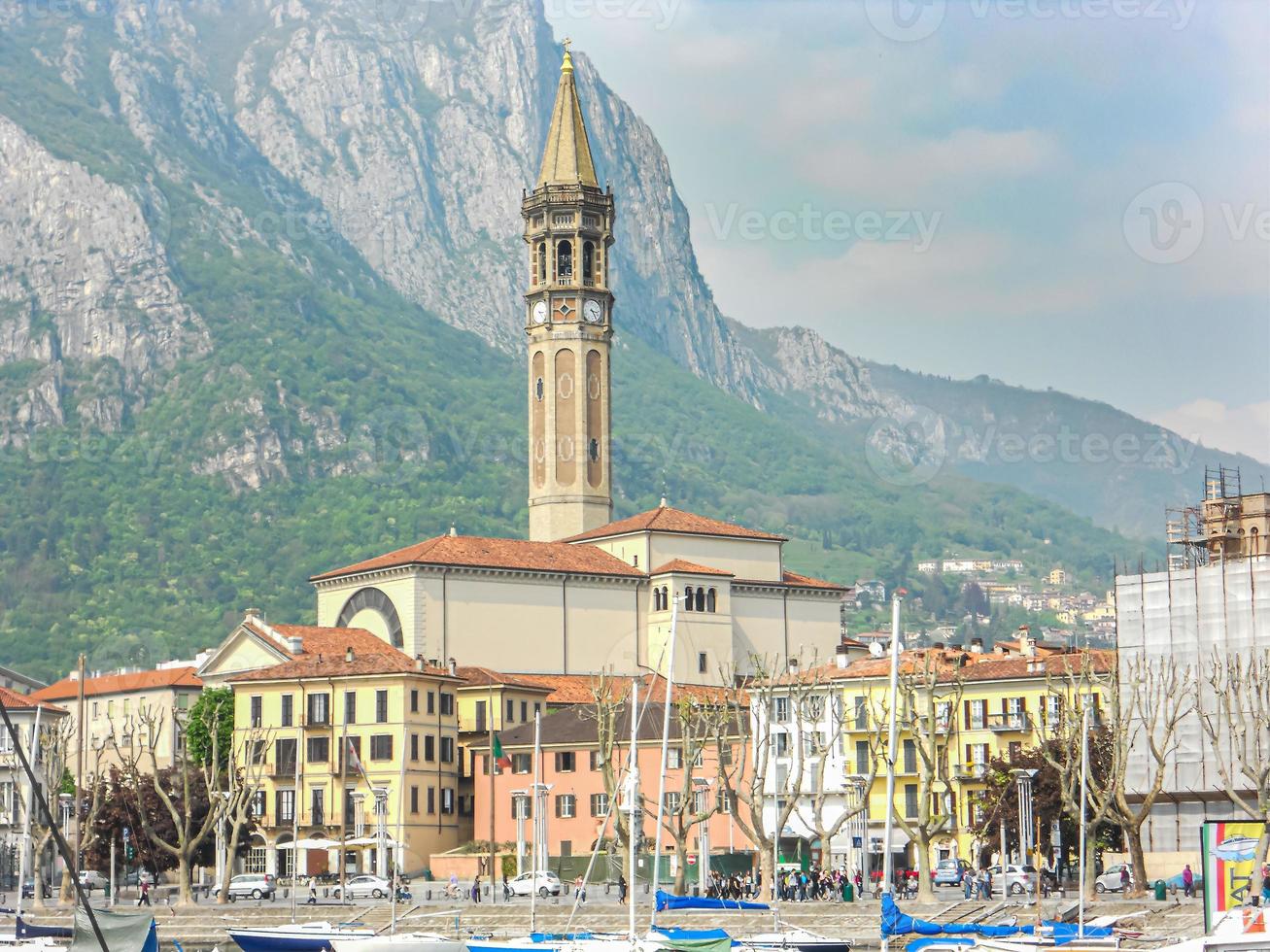 Basilique San Nicolo à Lecco photo