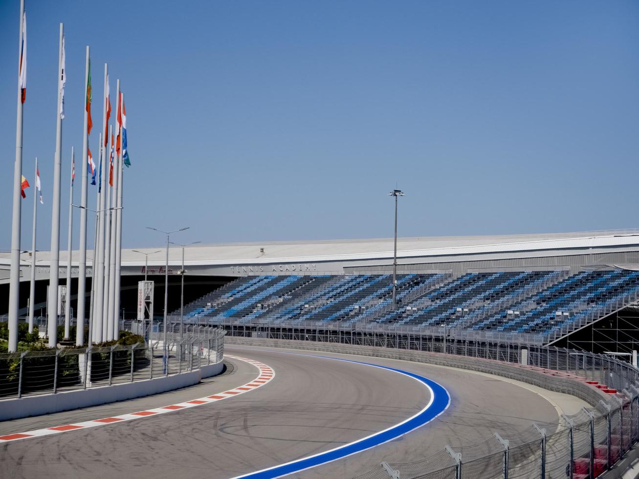 Sotchi, Russie - août 2019 - piste de formule 1 dans le parc olympique photo