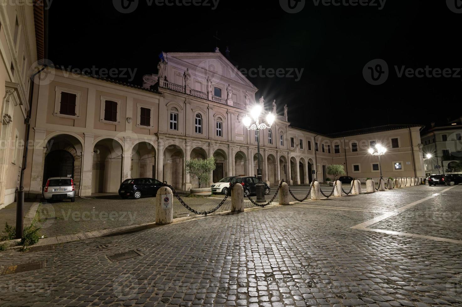 cathédrale de terni la nuit photo