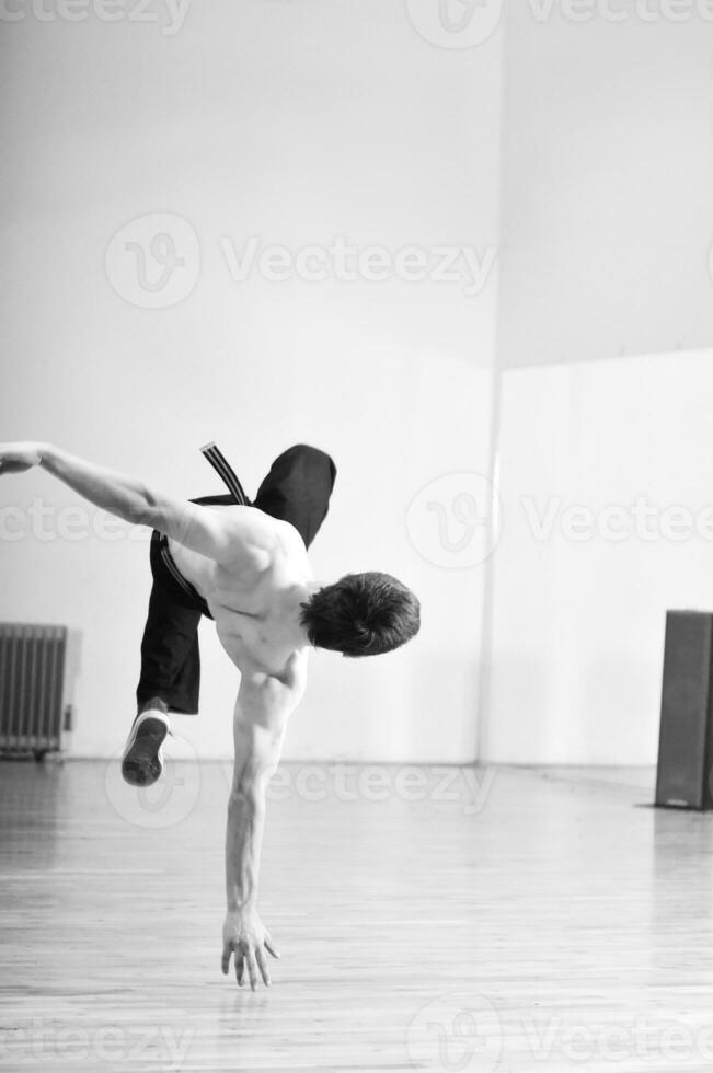 Pause Danseur dans le studio photo