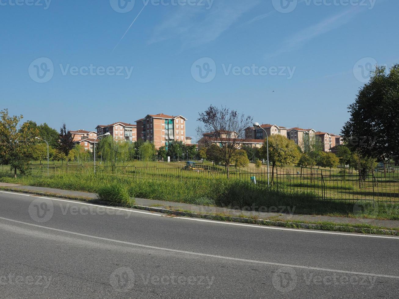 vue sur la ville de settimo torinese photo