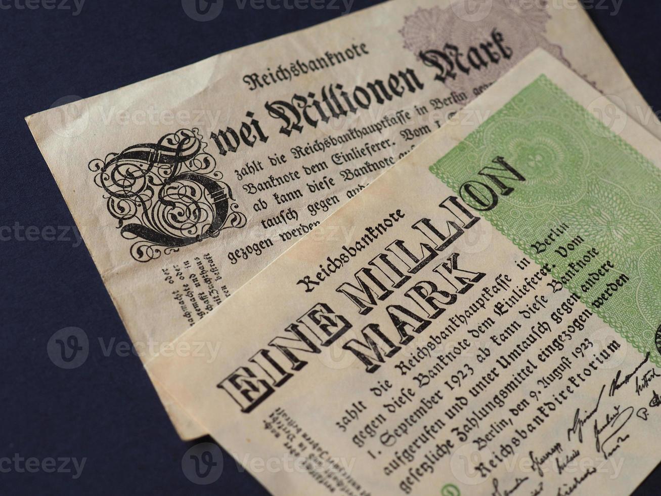 eine und zwei millions de billets de un et deux millions de marks photo