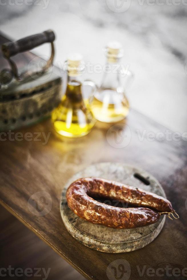 chorizo espagnol portugais rustique saucisse de porc fumée traditionnelle photo