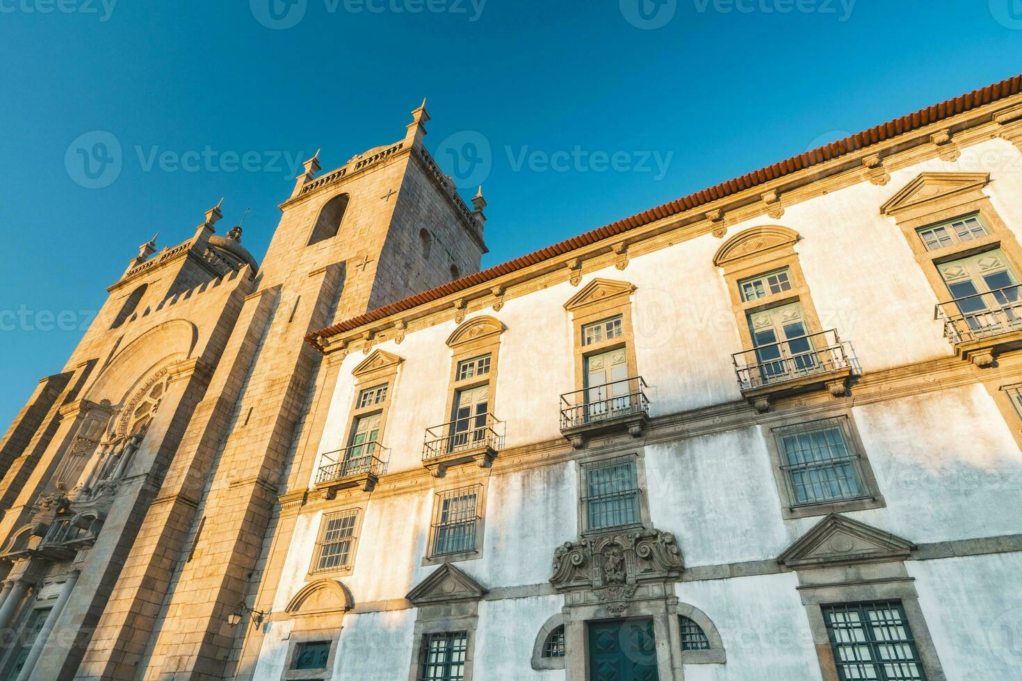 le porto cathédrale dans Porto, le Portugal. photo