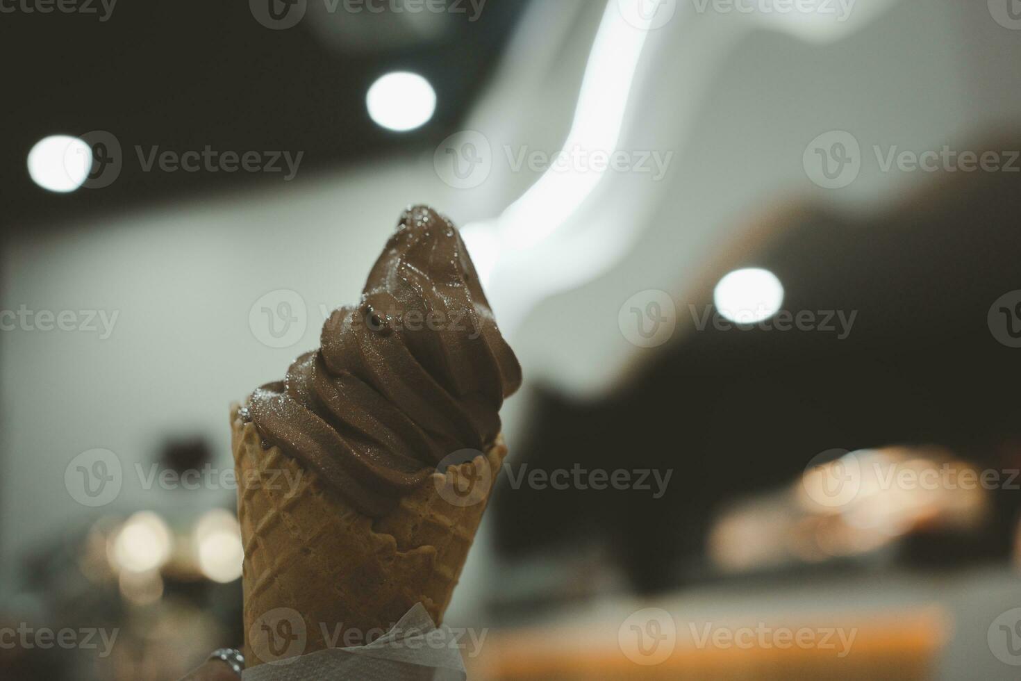 Chocolat la glace crème ou congelé yaourt photo