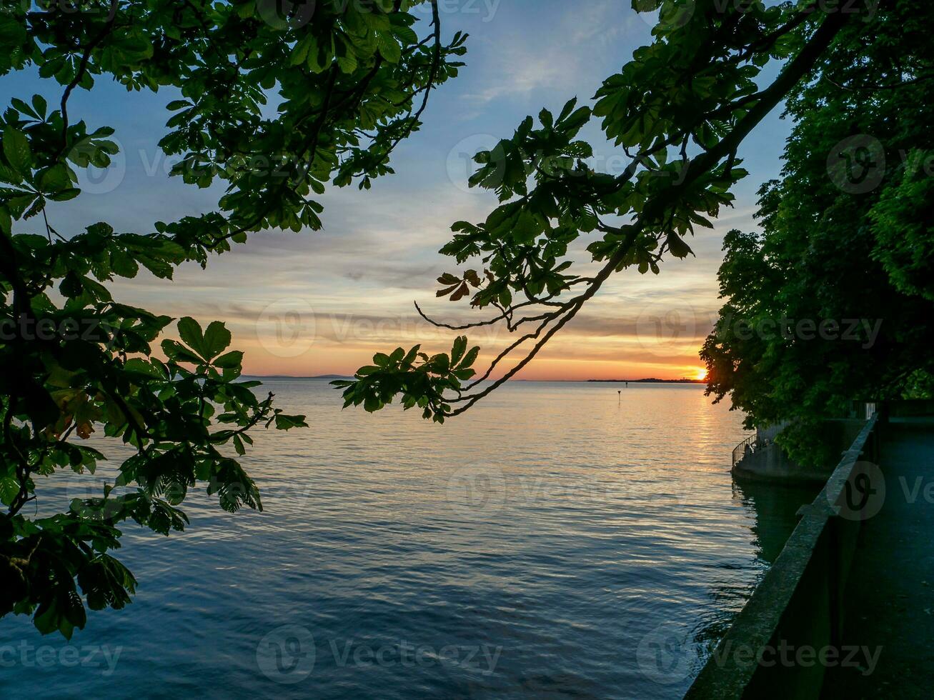 au bord du lac de constance en allemagne photo