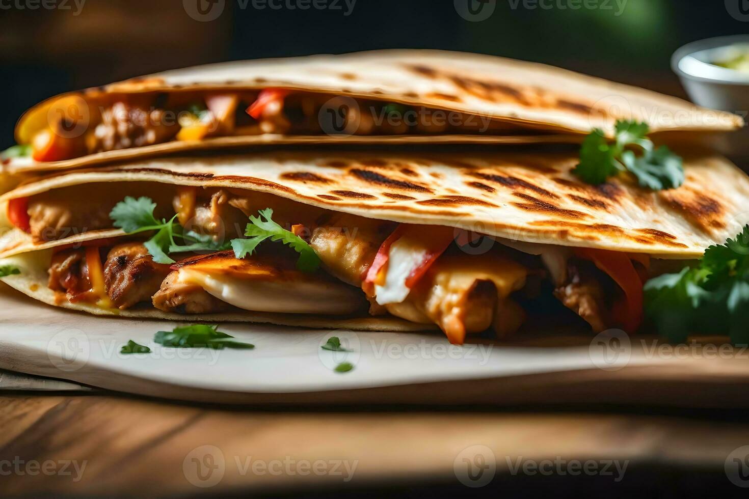 cette image est une proche en haut de une délicieux poulet Quesadilla, avec une agréable floue Contexte ai généré photo
