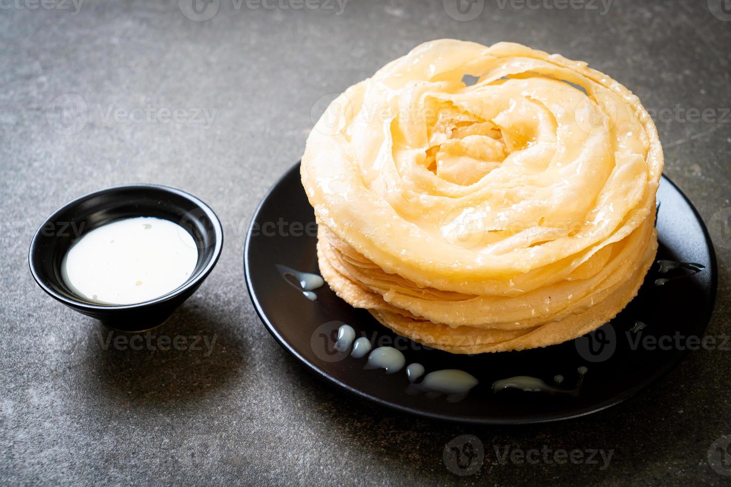 pâte roti croustillante frite photo