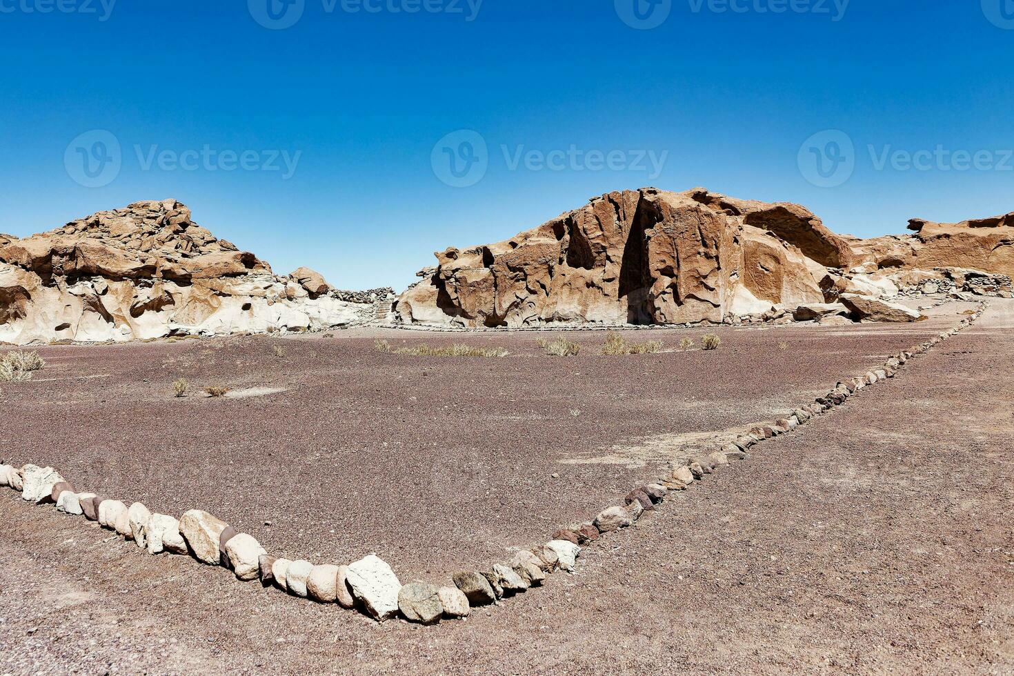 yerba buenas archéologique site - Chili. la grotte peintures - atacama désert. san pedro de atacama. photo