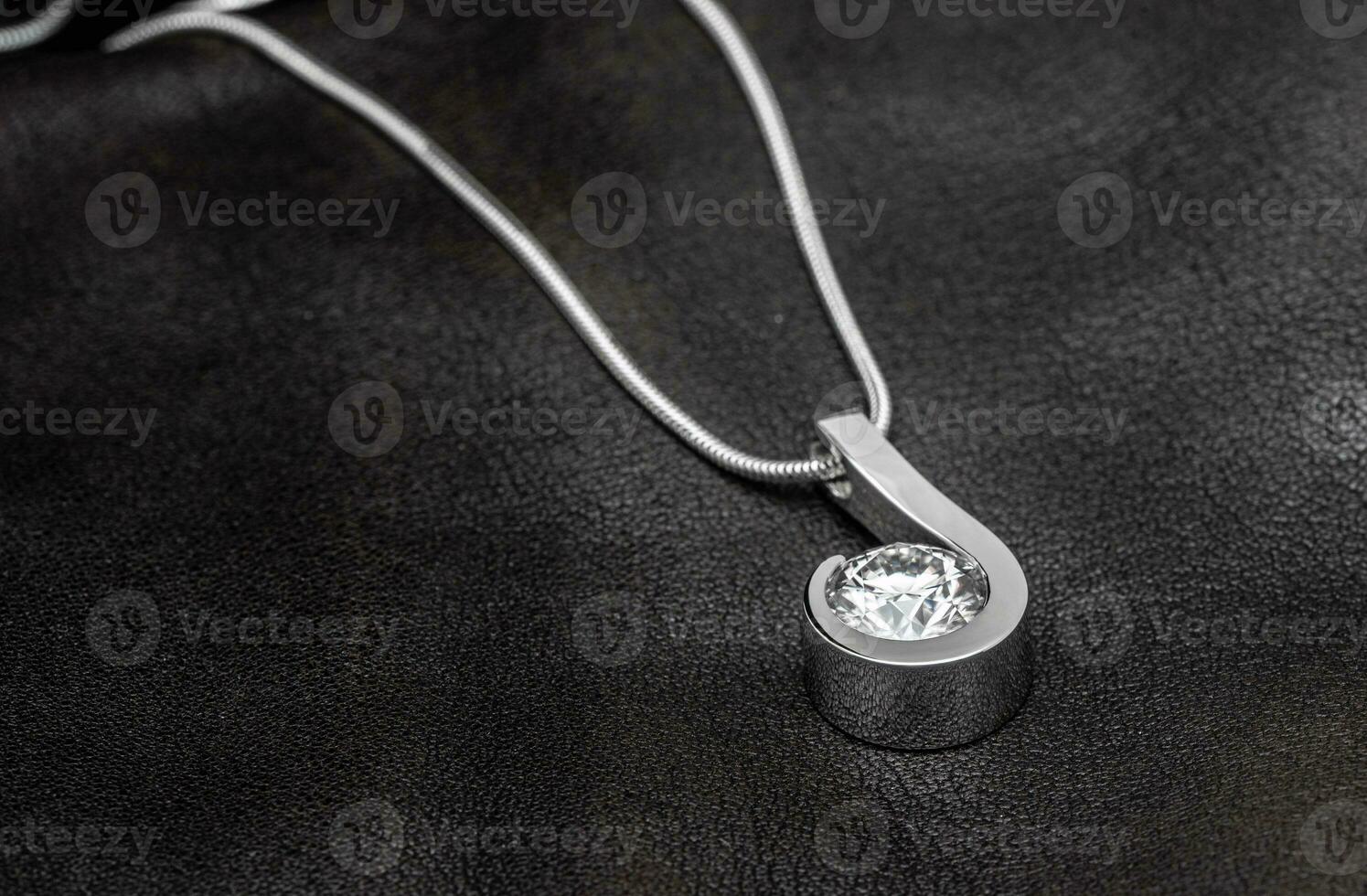 diamant pendentif colliers photo