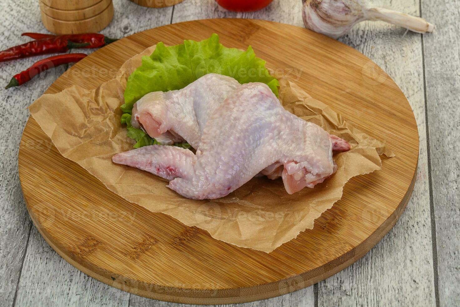 ailes de poulet crues photo