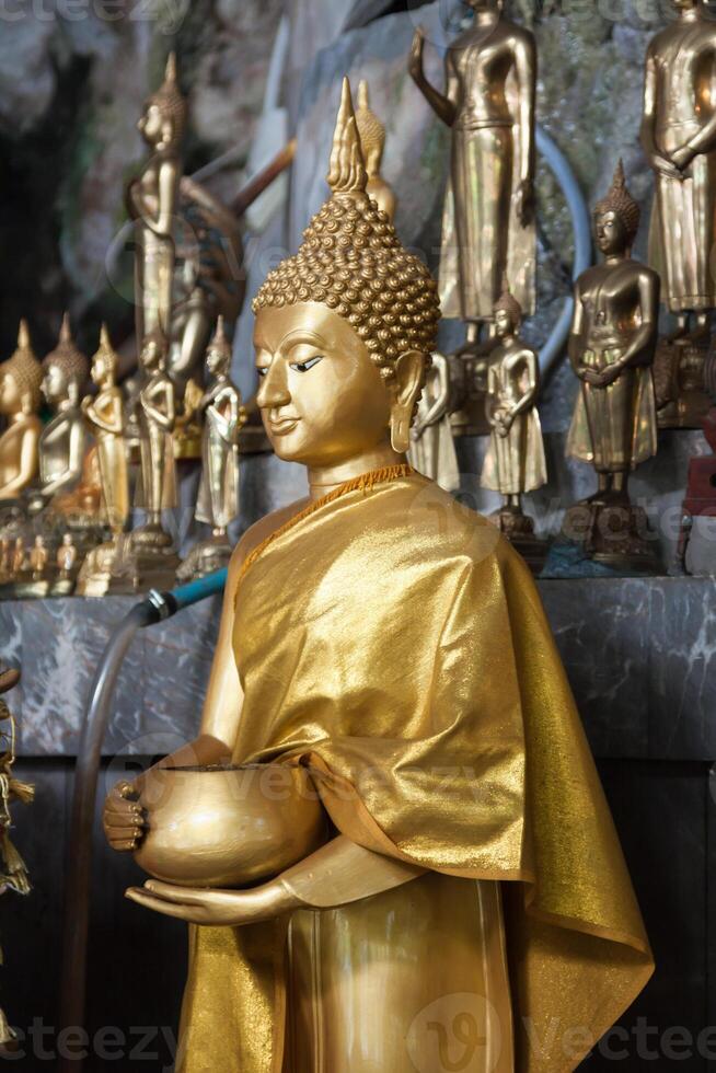 vue de Bouddha statue dans Thaïlande photo