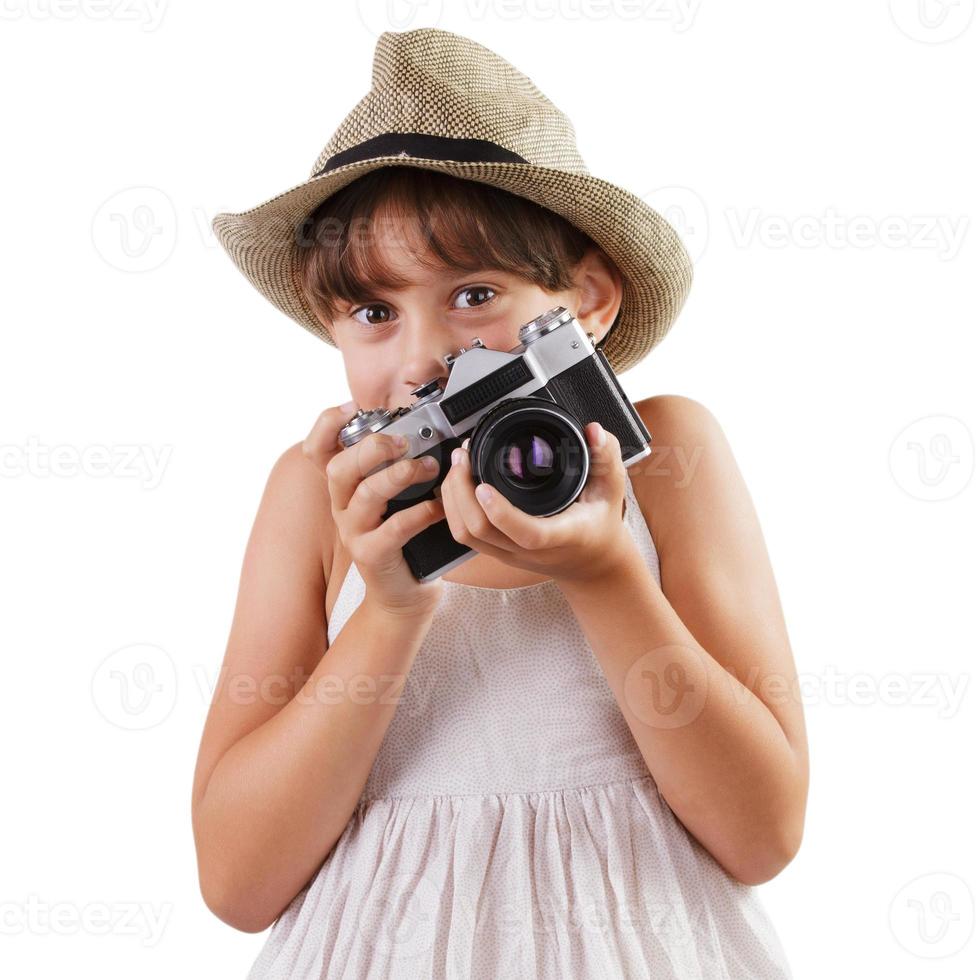 fille avec un appareil photo argentique