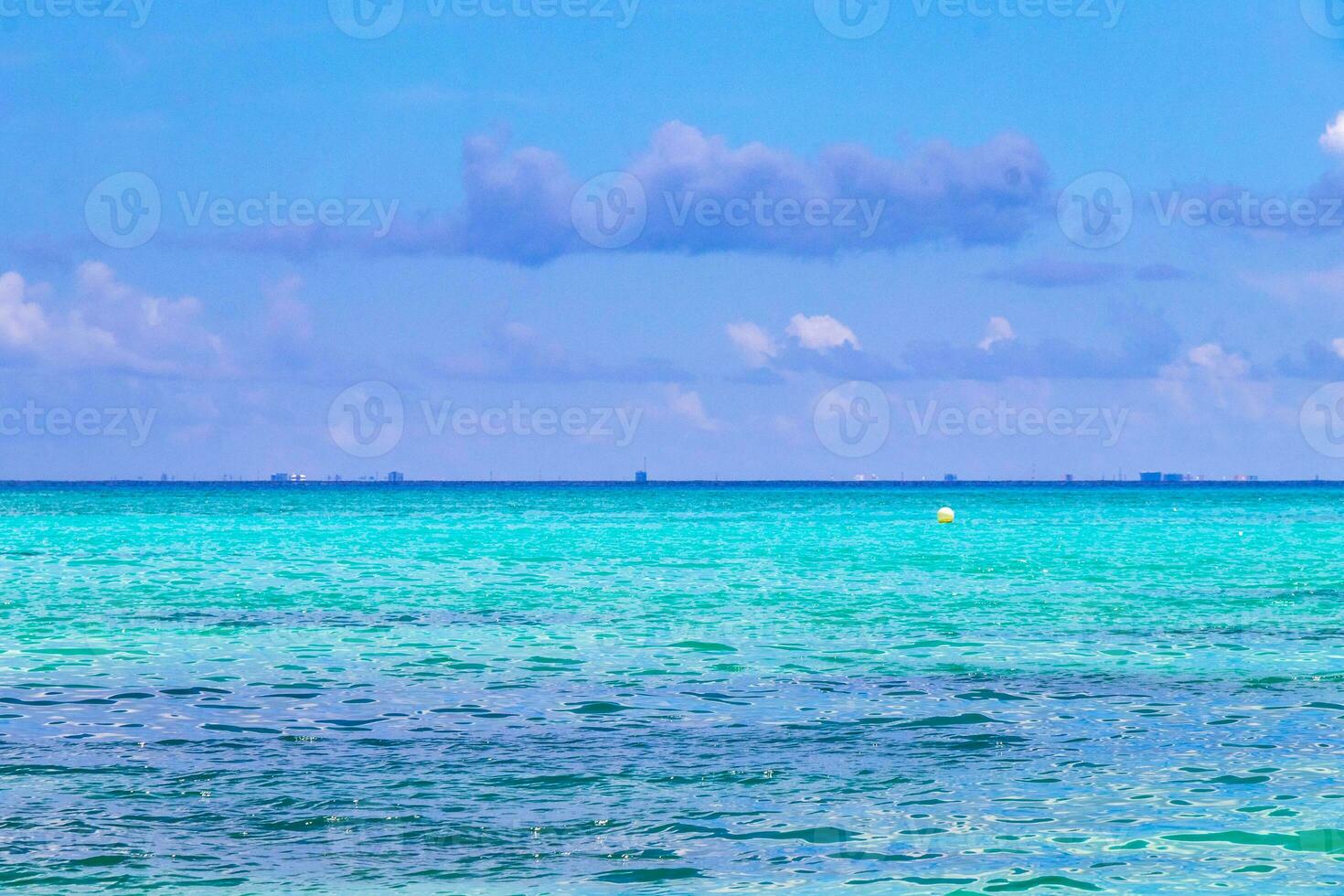 tropical Caraïbes mer panorama vue à cozumel île paysage urbain Mexique. photo