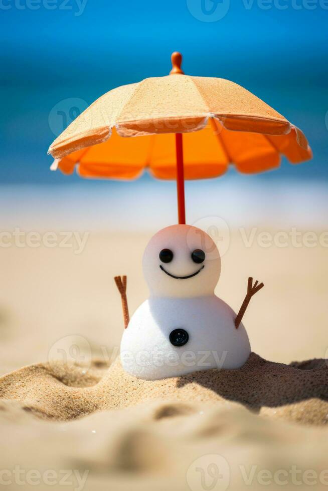 bonhomme de neige en dessous de parapluie sur ensoleillé plage. génératif ai photo