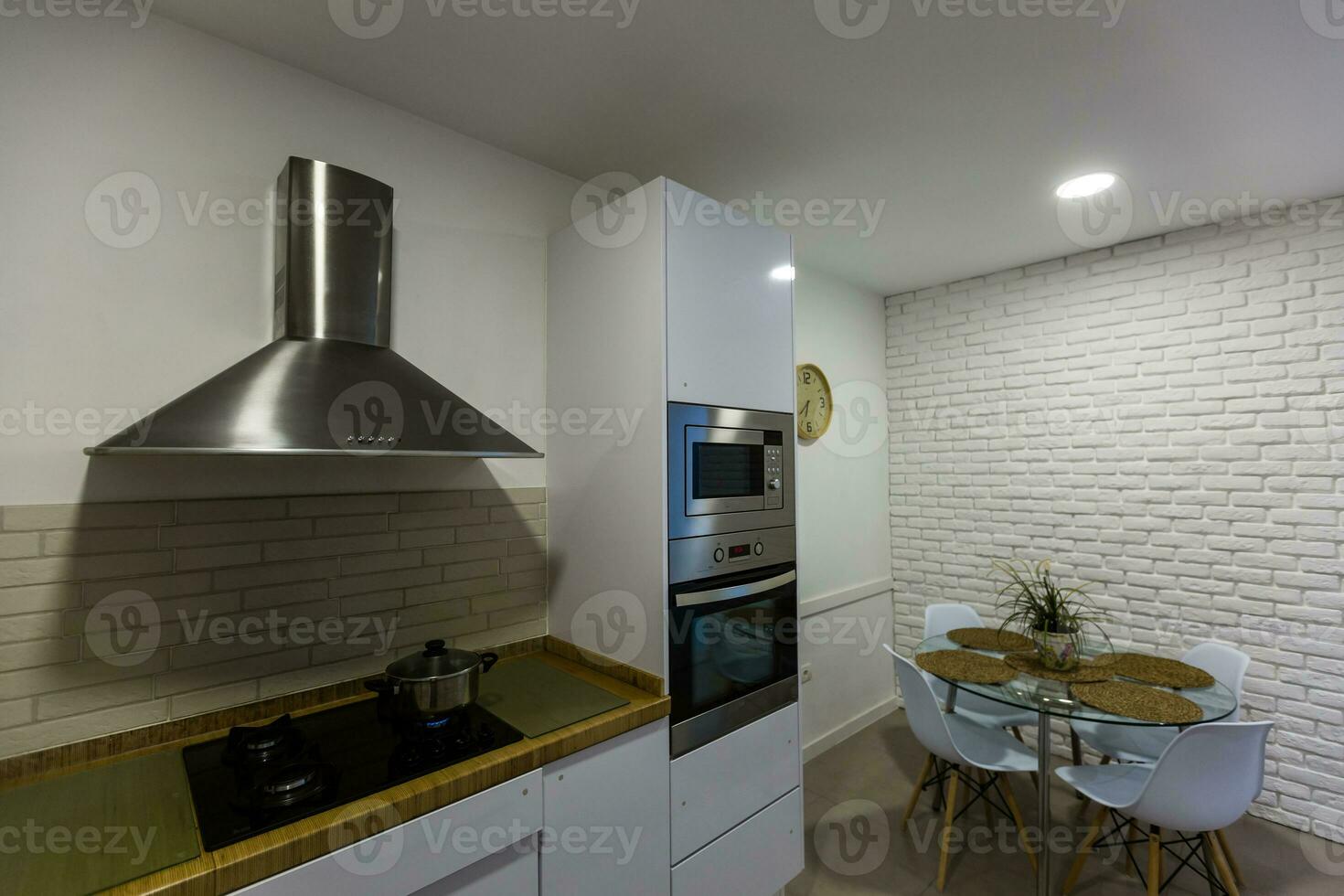 moderne blanc cuisine nettoyer intérieur conception photo