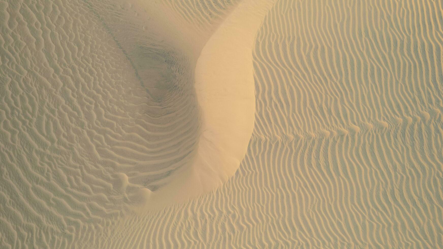 vietnam rouge le sable dunes d'or heure photo